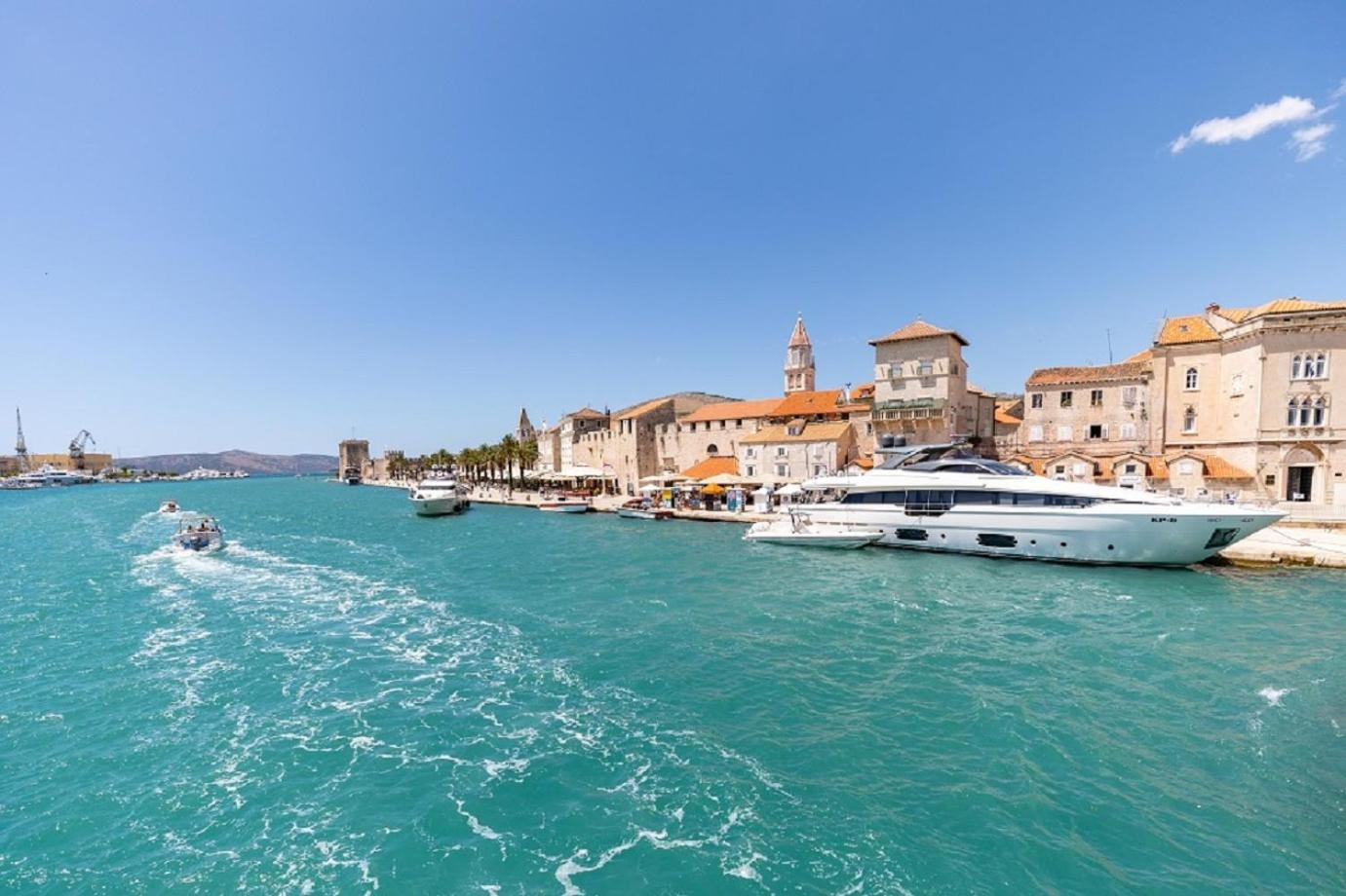 Agava Lux Apartment Trogir Exterior photo
