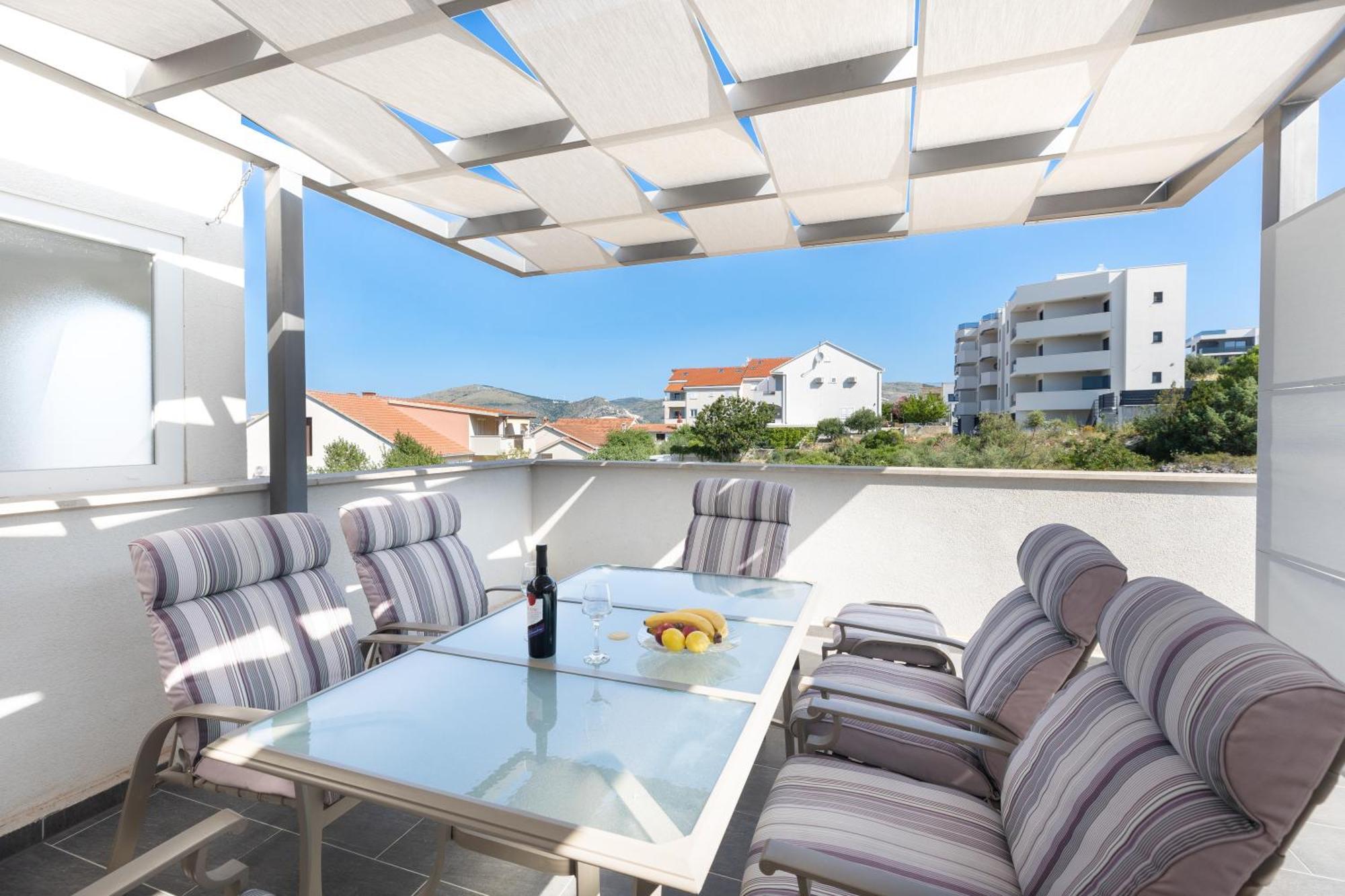 Agava Lux Apartment Trogir Exterior photo